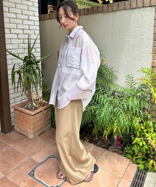 MYMOOD.(マイムード)の「ダブルポケットパイピングシアーシャツ(シャツ/ブラウス・レディース・ブラウン/オフホワイト/ブルー・FREE)」の20枚目の写真