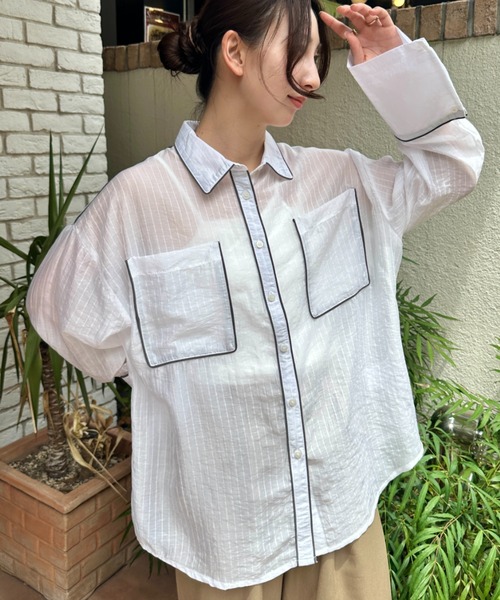 MYMOOD.(マイムード)の「ダブルポケットパイピングシアーシャツ(シャツ/ブラウス・レディース・ブラウン/オフホワイト/ブルー・FREE)」の14枚目の写真