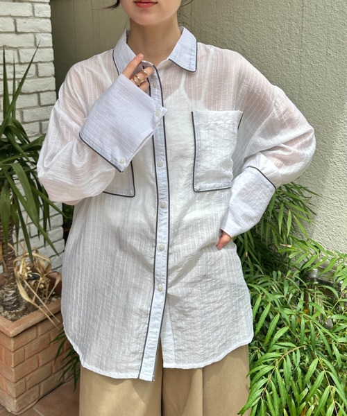 MYMOOD.(マイムード)の「ダブルポケットパイピングシアーシャツ(シャツ/ブラウス・レディース・ブラウン/オフホワイト/ブルー・FREE)」の5枚目の写真