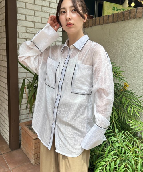 MYMOOD.(マイムード)の「ダブルポケットパイピングシアーシャツ(シャツ/ブラウス・レディース・ブラウン/オフホワイト/ブルー・FREE)」の16枚目の写真