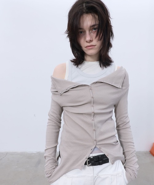LCDC TM（エルシーディーシーティーエム）の「TWO-WAY BUTTON-UP TOP（Tシャツ/カットソー・レディース・Black/Beige・S/M）」の4枚目の写真