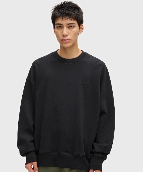FRED PERRY(フレッドペリー)の「Oversized Tipped Sweatshirt/オーバーサイズティップドスウェット(スウェット・メンズ・ブラウン/グレー/ブラック・L/M/S)」の20枚目の写真
