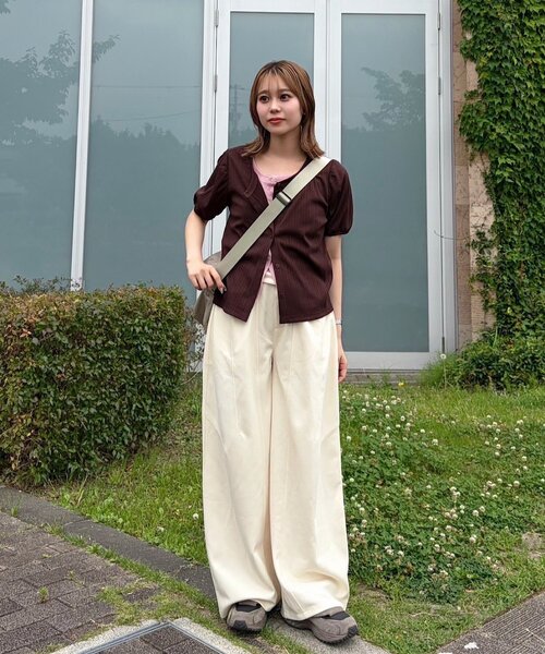 Kastane(カスタネ)の「【一部店舗限定】B カーブスウェットパンツ(スウェットパンツ・レディース・ライトグレー/アイボリー・FREE)」の3枚目の写真