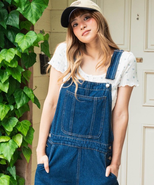 anap mimpi(アナップミンピ)の「小花柄 ヘンリーネック Tシャツ(Tシャツ/カットソー・レディース・ホワイト/グレー/ブルー・F)」の1枚目の写真
