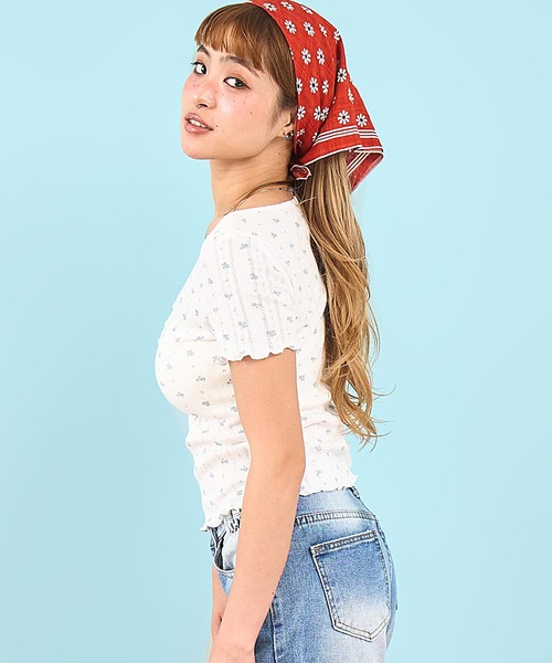 anap mimpi(アナップミンピ)の「小花柄 ヘンリーネック Tシャツ(Tシャツ/カットソー・レディース・ホワイト/グレー/ブルー・F)」の12枚目の写真