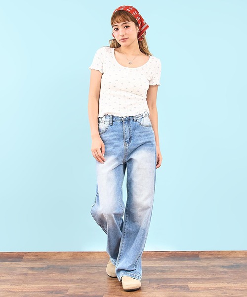 anap mimpi(アナップミンピ)の「小花柄 ヘンリーネック Tシャツ(Tシャツ/カットソー・レディース・ホワイト/グレー/ブルー・F)」の14枚目の写真