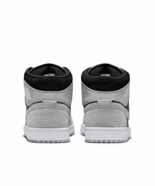 JORDAN BRAND(ジョーダンブランド)の「エア ジョーダン 1 MID メンズシューズ / Air Jordan 1 Mid Men's Shoes DQ8426-008 Light Smoke Grey(スニーカー・メンズ・スモークグレー・28.5/26/25.5/25/28/27.5/27/26.5/30/29.5/29)」の9枚目の写真