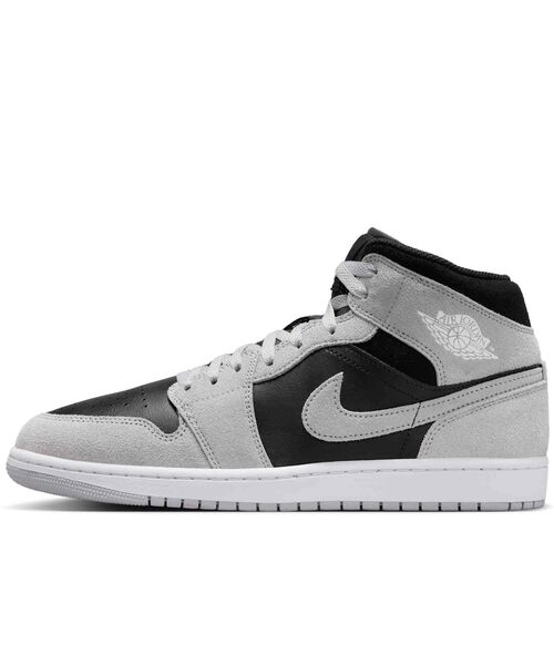 JORDAN BRAND(ジョーダンブランド)の「エア ジョーダン 1 MID メンズシューズ / Air Jordan 1 Mid Men's Shoes DQ8426-008 Light Smoke Grey(スニーカー・メンズ・スモークグレー・28.5/26/25.5/25/28/27.5/27/26.5/30/29.5/29)」の4枚目の写真