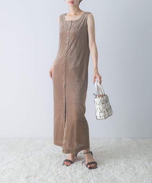 URBAN RESEARCH ROSSO WOMEN（アーバンリサーチ　ロッソ）の「シアーベロアスクエアネックワンピース（ワンピース・レディース・ネイビー/ブラウン・38/36）」の7枚目の写真
