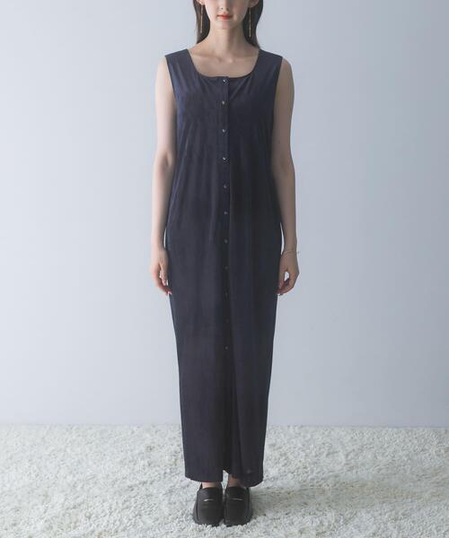 URBAN RESEARCH ROSSO WOMEN（アーバンリサーチ　ロッソ）の「シアーベロアスクエアネックワンピース（ワンピース・レディース・ネイビー/ブラウン・38/36）」の20枚目の写真