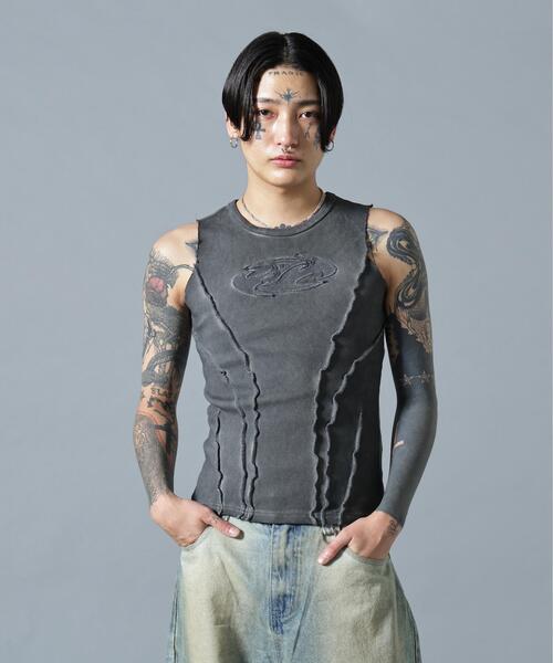L.H.P(エルエイチピー)の「MAVYTH/メヴィス/DISTORT STITCH NOSLEEVES(Tシャツ/カットソー・レディース・ベージュ/ブラック・L/M)」の1枚目の写真