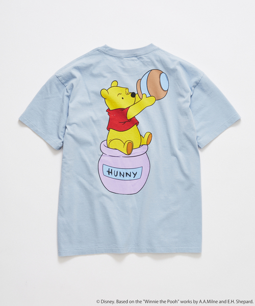 Disney(ディズニー)の「Disney / ディズニー キャラクター Tシャツ(Tシャツ/カットソー・メンズ・ブラック/パープル/ブラウン/グリーン/アイボリー/ブラックミックス/ブラック系その他/ブルー系その他・SMALL/MEDIUM/LARGE)」の16枚目の写真