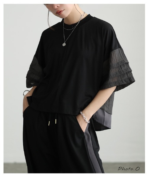 Sawa a la mode(サワアラモード)の「UV&接触冷感ハーフジップ異素材トップス(Tシャツ/カットソー・レディース・ブラック/グレー・FREE)」の3枚目の写真