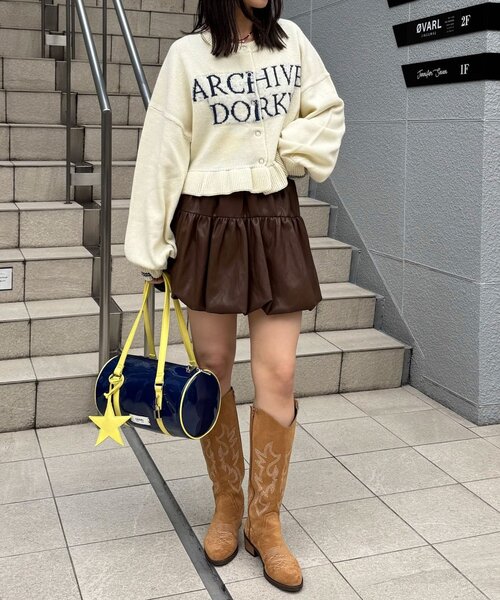 CIAOPANIC(チャオパニック)の「シャギー配色ロゴフリルニットカーディガン(カーディガン/ボレロ・レディース・ミント/グリーン/サックスブルー/ネイビー/アイボリー/ピンク/グレー/ブラウン/ホワイト/イエロー/バーガンディー・ONE SIZE)」の16枚目の写真