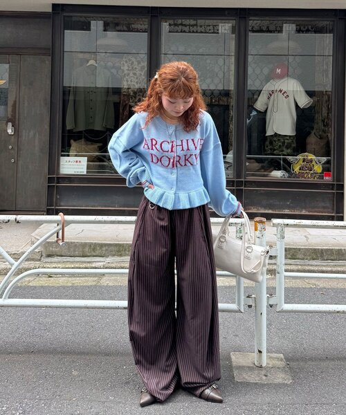 CIAOPANIC(チャオパニック)の「シャギー配色ロゴフリルニットカーディガン(ニット/セーター・レディース・ミント/グリーン/サックスブルー/ネイビー/アイボリー/ピンク/グレー/ブラウン/ホワイト/イエロー/バーガンディー・ONE SIZE)」の22枚目の写真
