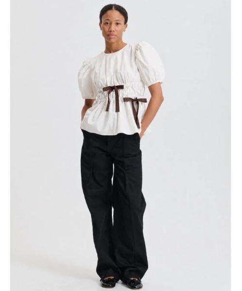CECILIE BAHNSEN(セシリー バンセン)の「PUFF SLEEVE TOP WITH TIE DETAILS(シャツ/ブラウス・レディース・アイボリー・8/6)」の2枚目の写真