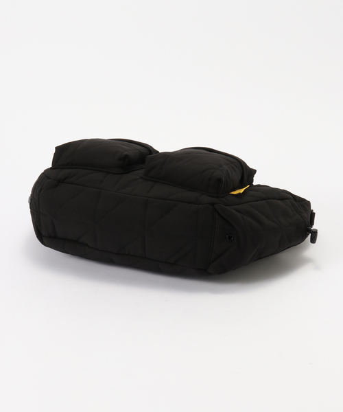KiU(キウ)の「【KiU/キウ】 PADDED W-POCKET SHOULDER BAG(ショルダーバッグ・レディース・ブラック・FREE)」の10枚目の写真