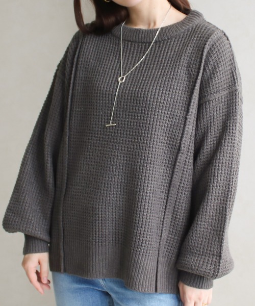 NYLAUS(ナイラス)の「【SG】ワッフルニット トップス プルオーバー(ニット/セーター・レディース・アイボリー/チャコールグレー・FREE)」の9枚目の写真