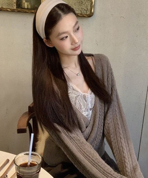 Teem Store(チームストア)の「【セット/レイヤード】レースキャミ×カシュクールケーブルニット(ニット/セーター・レディース・ホワイト/グレー/ピンク・M)」の14枚目の写真
