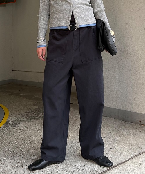 LBC(エルビーシー)の「コットンベイカーパンツ(その他パンツ・レディース・ベージュ/カーキ/ダークネイビー・M/L)」の3枚目の写真