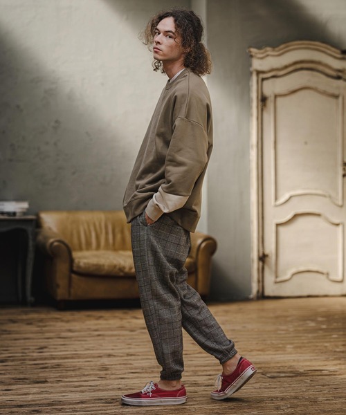 CAMBIO(カンビオ)の「msw1942- Asymmetric Color Sweat Crewneck スウェット(A76926cmb)(スウェット・メンズ・ブラック/ブラウン系その他/ミックスグレー/ライトベージュ・L/M/S)」の20枚目の写真
