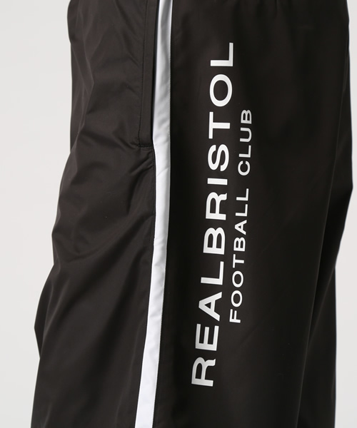 F.C.Real Bristol（エフシーレアルブリストル）の「PACKABLE PRACTICE SHORTS（その他パンツ・メンズ・ブラック/ホワイト・MEDIUM/SMALL/LARGE/X-LARGE）」の3枚目の写真