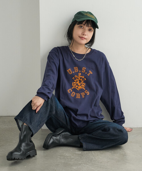 FREAK'S STORE（フリークスストア）の「フロッキープリント カレッジロゴロンT/フロッキーロゴTシャツ（Tシャツ/カットソー・レディース・レッド/ネイビー/オフホワイト・ﾌﾘ-）」の4枚目の写真