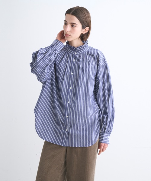 three dots(スリードッツ)の「ウォッシュドコットン ギャザーシャツ(シャツ/ブラウス・レディース・ブルー系その他2/チャコール/ブルー系その他/ホワイト・SMALL)」の13枚目の写真