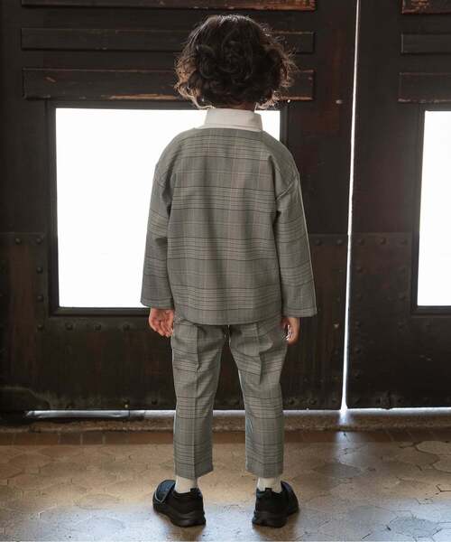 BREEZE(ブリーズ)の「【WEB限定】BOYSフォーマルジャケット_セットアップ可(スーツジャケット・キッズ・ベージュ/グレー/ブラック・90/100/120/110/140/130/150)」の5枚目の写真
