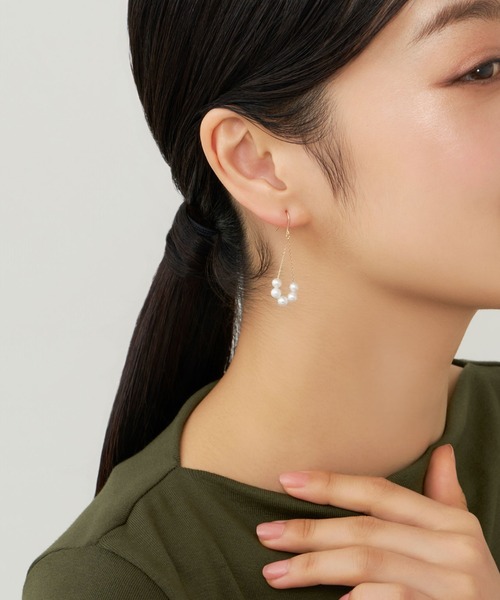 VENDOME AOYAMA(ヴァンドーム青山)の「K10YG パール ピアス(ピアス(両耳用)・レディース・イエローゴールド・ONE SIZE)」の3枚目の写真