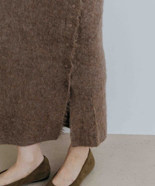 NUE(ヌエ)の「〈NUE〉サイドボタンニットスカート(スカート・レディース・チャコールグレー/モカ・SMALL/MEDIUM)」の20枚目の写真