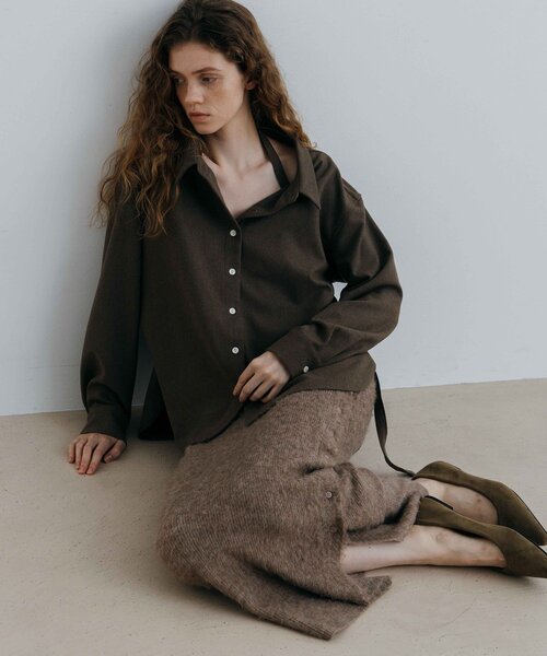 NUE(ヌエ)の「〈NUE〉サイドボタンニットスカート(スカート・レディース・チャコールグレー/モカ・SMALL/MEDIUM)」の11枚目の写真