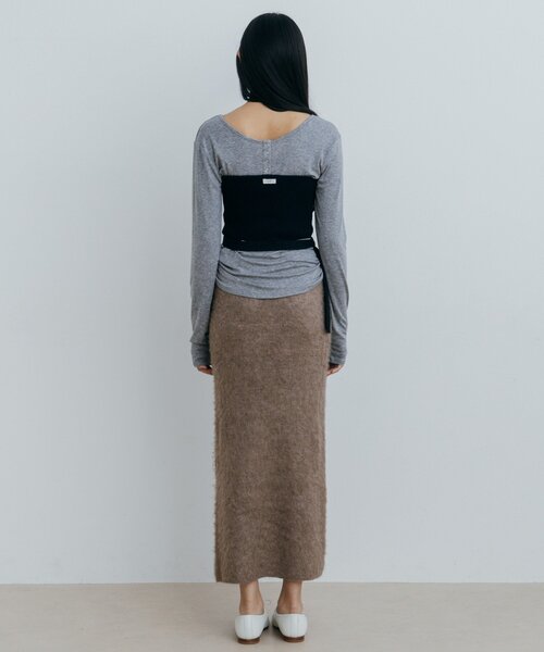 NUE(ヌエ)の「〈NUE〉サイドボタンニットスカート(スカート・レディース・チャコールグレー/モカ・SMALL/MEDIUM)」の5枚目の写真