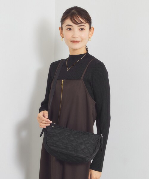 ITS'DEMO(イッツデモ)の「【撥水】ダイヤ柄キルティングショルダーバッグ(ショルダーバッグ・レディース・ブラック/アイボリー/ブラウン系その他・00)」の6枚目の写真