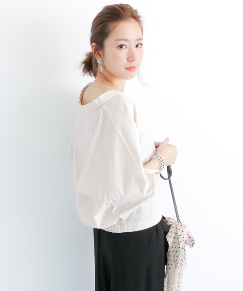 URBAN RESEARCH(アーバンリサーチ)の「UR タイプライター袖リボンブラウス(シャツ/ブラウス・レディース・サックスブルー/オフホワイト/ライトグレー・FREE)」の14枚目の写真