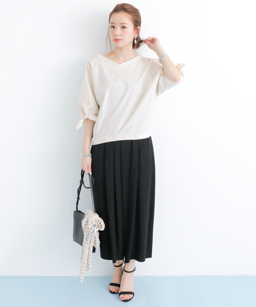 URBAN RESEARCH(アーバンリサーチ)の「UR タイプライター袖リボンブラウス(シャツ/ブラウス・レディース・サックスブルー/オフホワイト/ライトグレー・FREE)」の15枚目の写真