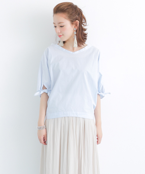 【美品】 アドーア プレゼントタイプライターブラウス　 ブラウス シャツ リボン 美品】 アドーア プレゼントタイプライターブラウス ブラウス シャツ