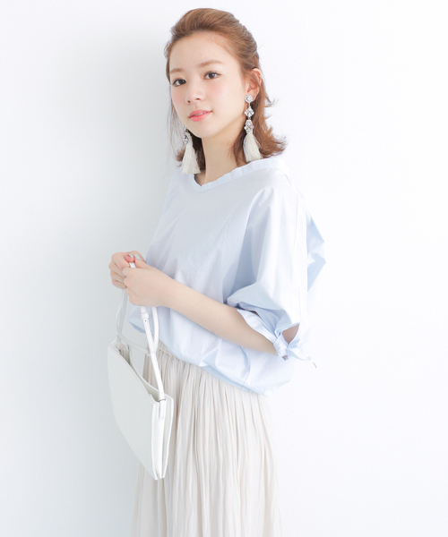 URBAN RESEARCH(アーバンリサーチ)の「UR タイプライター袖リボンブラウス(シャツ/ブラウス・レディース・サックスブルー/オフホワイト/ライトグレー・FREE)」の22枚目の写真