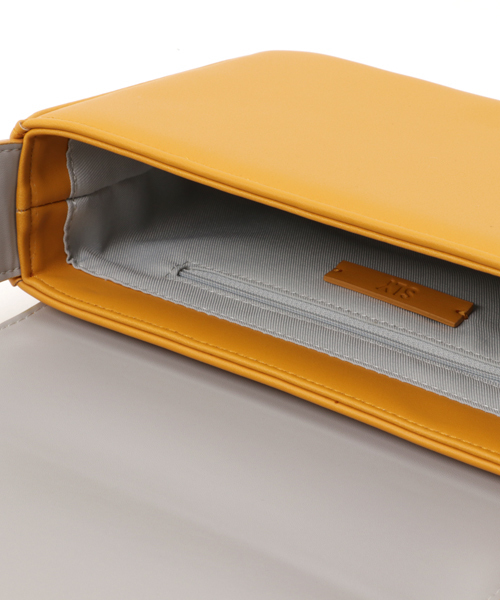 SLY（スライ）の「THICK SHOULDER BAG（ショルダーバッグ・レディース・マルチ/イエロー系その他・FREE）」の3枚目の写真