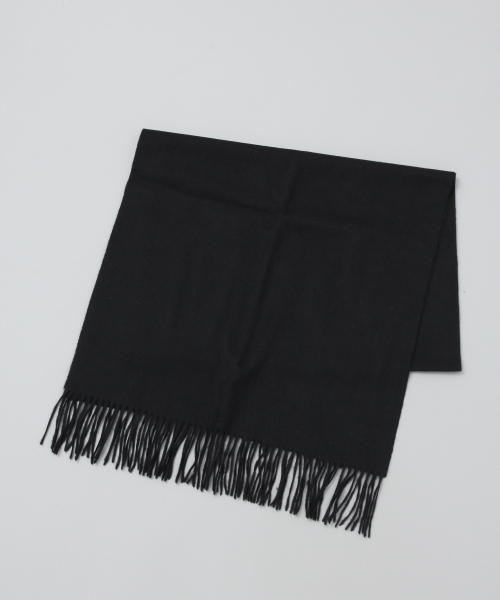 HARE（ハレ）の「【カシミヤブレンド】ベーシックプレーンマフラー(HARE)（マフラー・メンズ・イエロー/ブラック/グレー/ボルドー・FREE）」の11枚目の写真