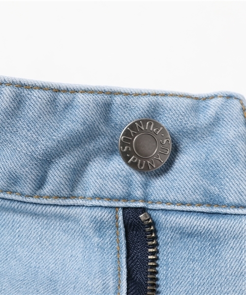 PUNYUS（プニュズ）の「スキニーパンツ（デニムパンツ・レディース・ブラック系その他/ライトインディゴブルー/インディゴブルー/ブルー系その他/ケミカルウォッシュ・3/1/2/4）」の13枚目の写真