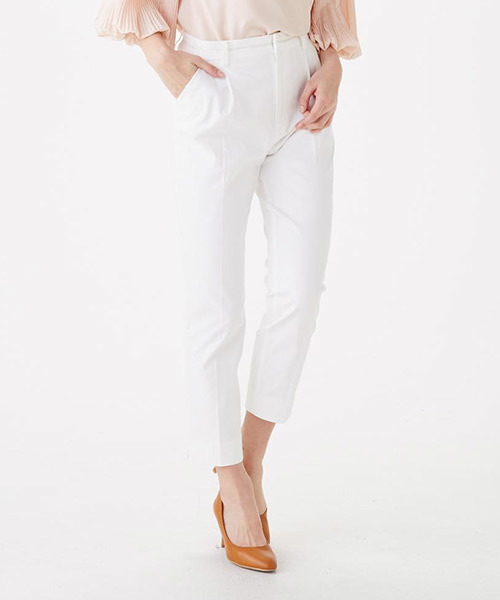 IEDIT(イディット)の「IEDITレーベルコレクション リヨセル混ストレッチ素材の洗練シルエットテーパードパンツ(その他パンツ・レディース・ホワイト/オレンジ・9/10/6/8/5/7/16/13/15 /4/3/1/2/11)」の1枚目の写真