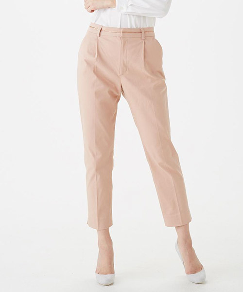 IEDIT(イディット)の「IEDITレーベルコレクション リヨセル混ストレッチ素材の洗練シルエットテーパードパンツ(その他パンツ・レディース・ホワイト/オレンジ・9/10/6/8/5/7/16/13/15 /4/3/1/2/11)」の2枚目の写真