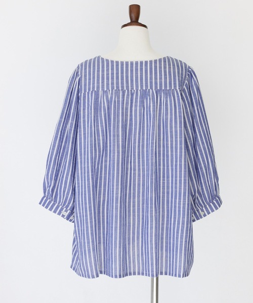 n'OrLABEL(ノアールレーベル)の「『ふんわりストライプデザインブラウス』(シャツ/ブラウス・レディース・ホワイト×ブルー・FREE)」の8枚目の写真