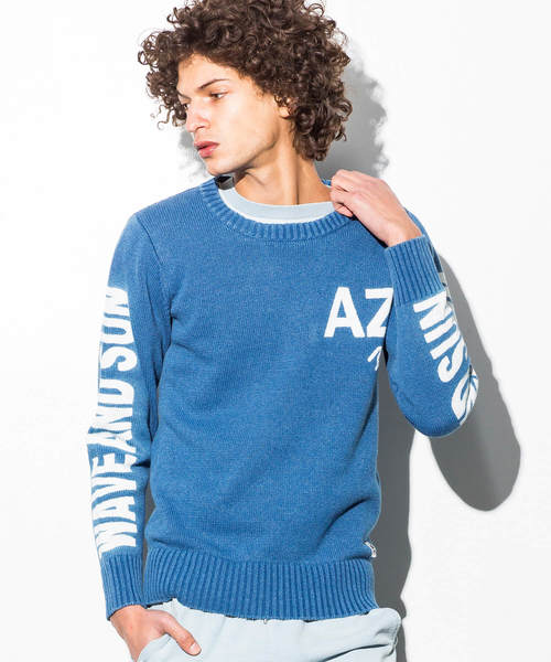 AZ by junhashimoto(エーゼイ バイ ジュンハシモト)の「AZ by junhashimoto(エーゼイ バイ ジュンハシモト)ロゴデザインインディゴ染めサマーニット(ニット/セーター・メンズ・サックスブルー/ブルー・LARGE/MEDIUM/SMALL/X-LARGE)」の3枚目の写真