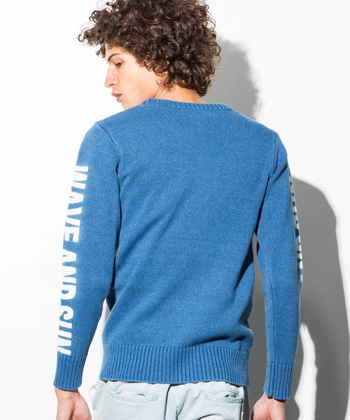 AZ by junhashimoto(エーゼイ バイ ジュンハシモト)の「AZ by junhashimoto(エーゼイ バイ ジュンハシモト)ロゴデザインインディゴ染めサマーニット(ニット/セーター・メンズ・サックスブルー/ブルー・LARGE/MEDIUM/SMALL/X-LARGE)」の4枚目の写真