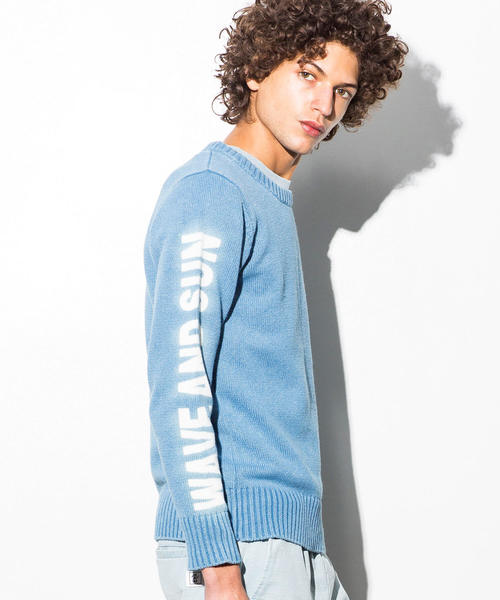 AZ by junhashimoto(エーゼイ バイ ジュンハシモト)の「AZ by junhashimoto(エーゼイ バイ ジュンハシモト)ロゴデザインインディゴ染めサマーニット(ニット/セーター・メンズ・サックスブルー/ブルー・LARGE/MEDIUM/SMALL/X-LARGE)」の6枚目の写真