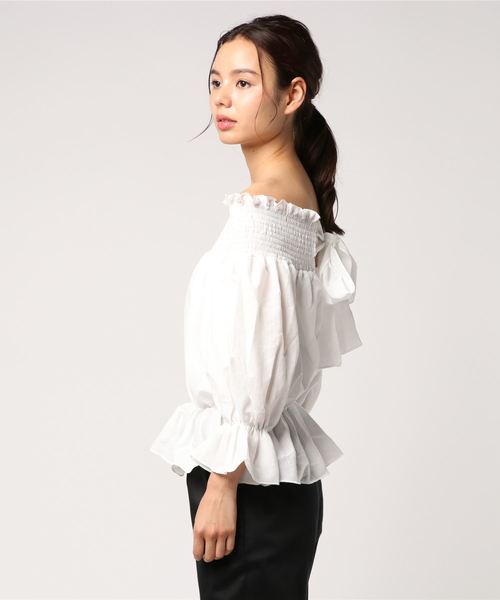 AMBIENT(アンビエント)の「2ウェイリボンオフショルダー(Tシャツ/カットソー・レディース・ホワイト/ブラック・FREE)」の7枚目の写真