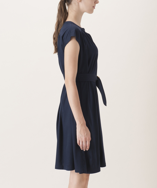 BLUE LABEL CRESTBRIDGE（ブルーレーベルクレストブリッジ）の「ドレープスムース　ジャージードレス（ワンピース・レディース・ブルー系その他5/ダークネイビー・38/36）」の11枚目の写真