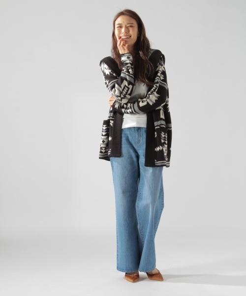 BAYFLOW(ベイフロー)の「フード付きジャガードカーディガン 18AW(カーディガン/ボレロ・レディース・ブラック/ベージュ/ネイビー・SMALL/MEDIUM)」の4枚目の写真